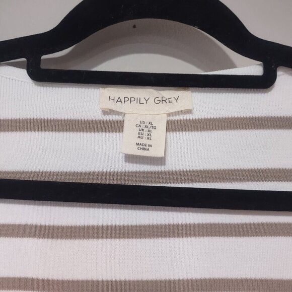 Women's White/Tan Striped Square Neck Short Sleeve Tee Size XL - 3FOR$25 - - Picture 3 of 6